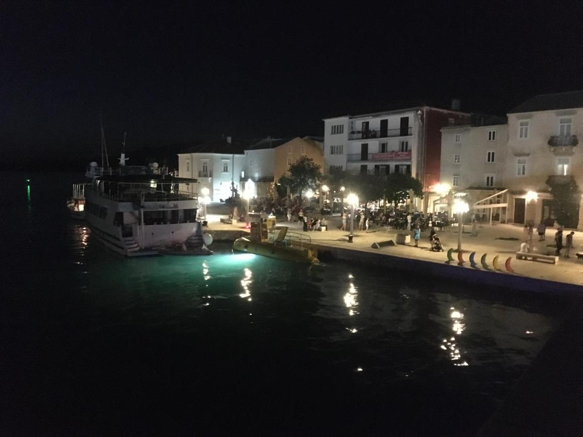 4Rest Vila Pag Town Eksteriør billede